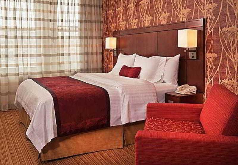 Hotel Riggs Washington Dc Exterior foto A typical Residence Inn room