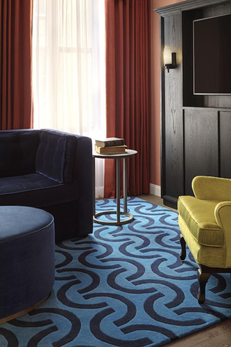 Hotel Riggs Washington Dc Exterior foto A carpet in a living room