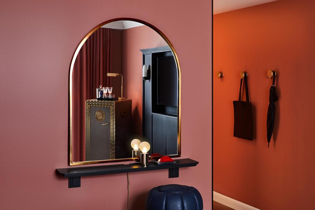 Hotel Riggs Washington Dc Exterior foto Mirror