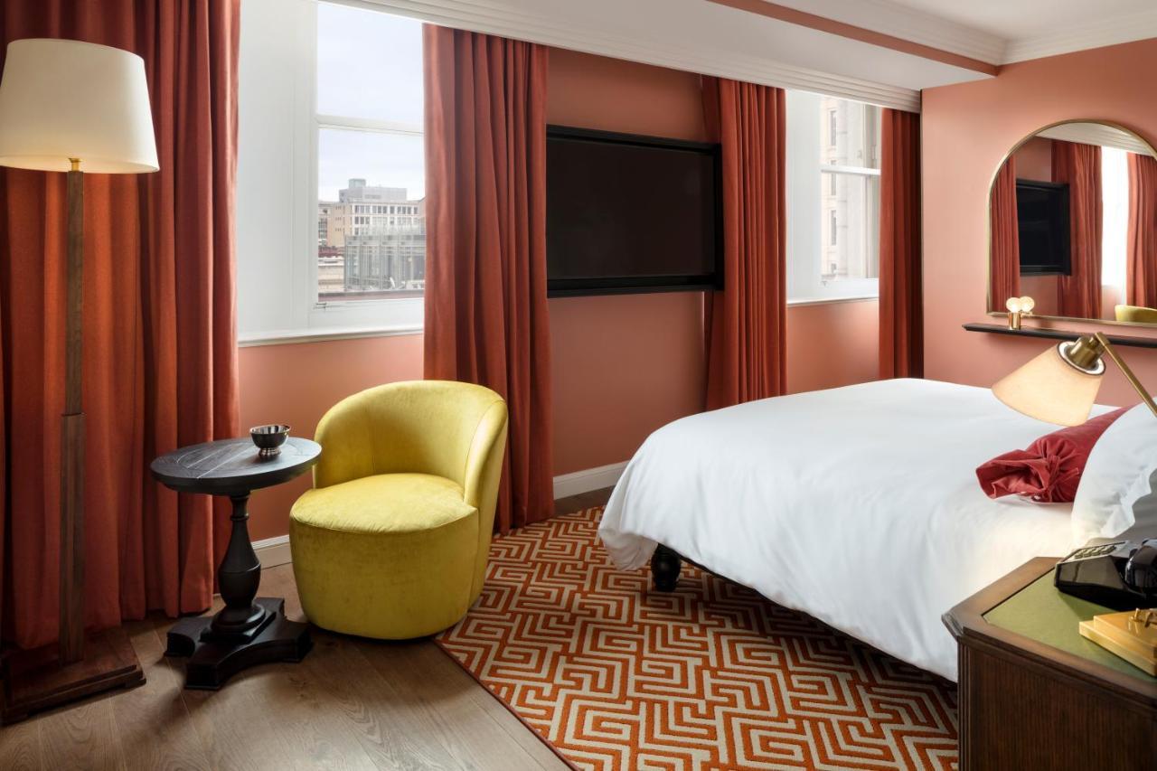 Hotel Riggs Washington Dc Exterior foto A bedroom at the hotel